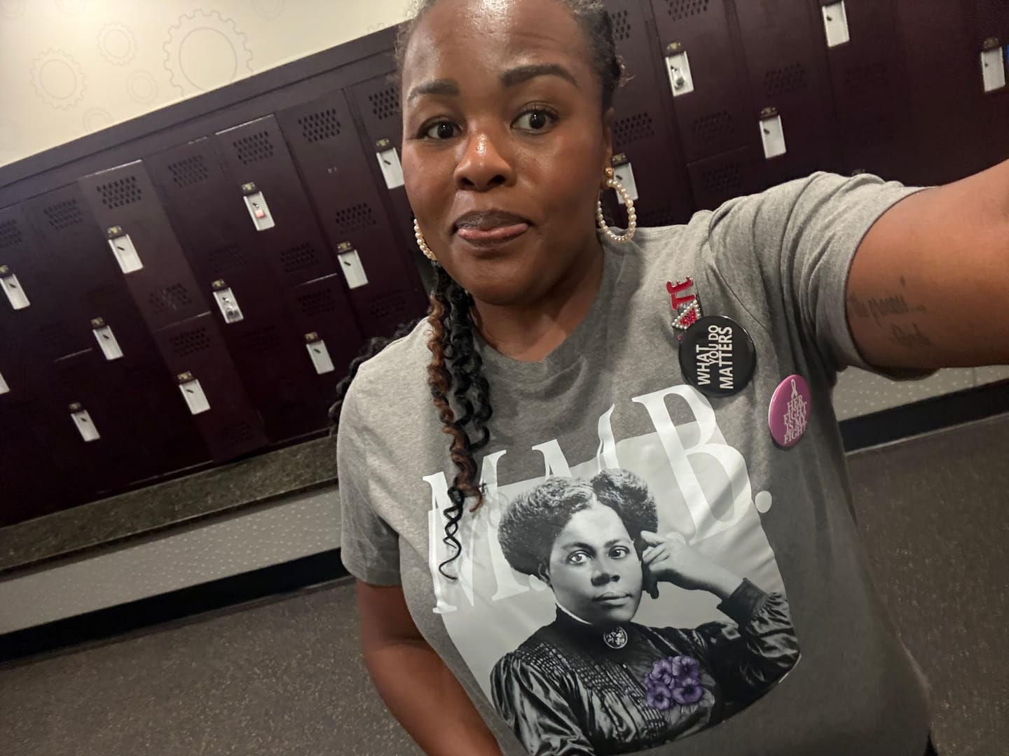 Customer photo review of Short Sleeve McLeod Tee