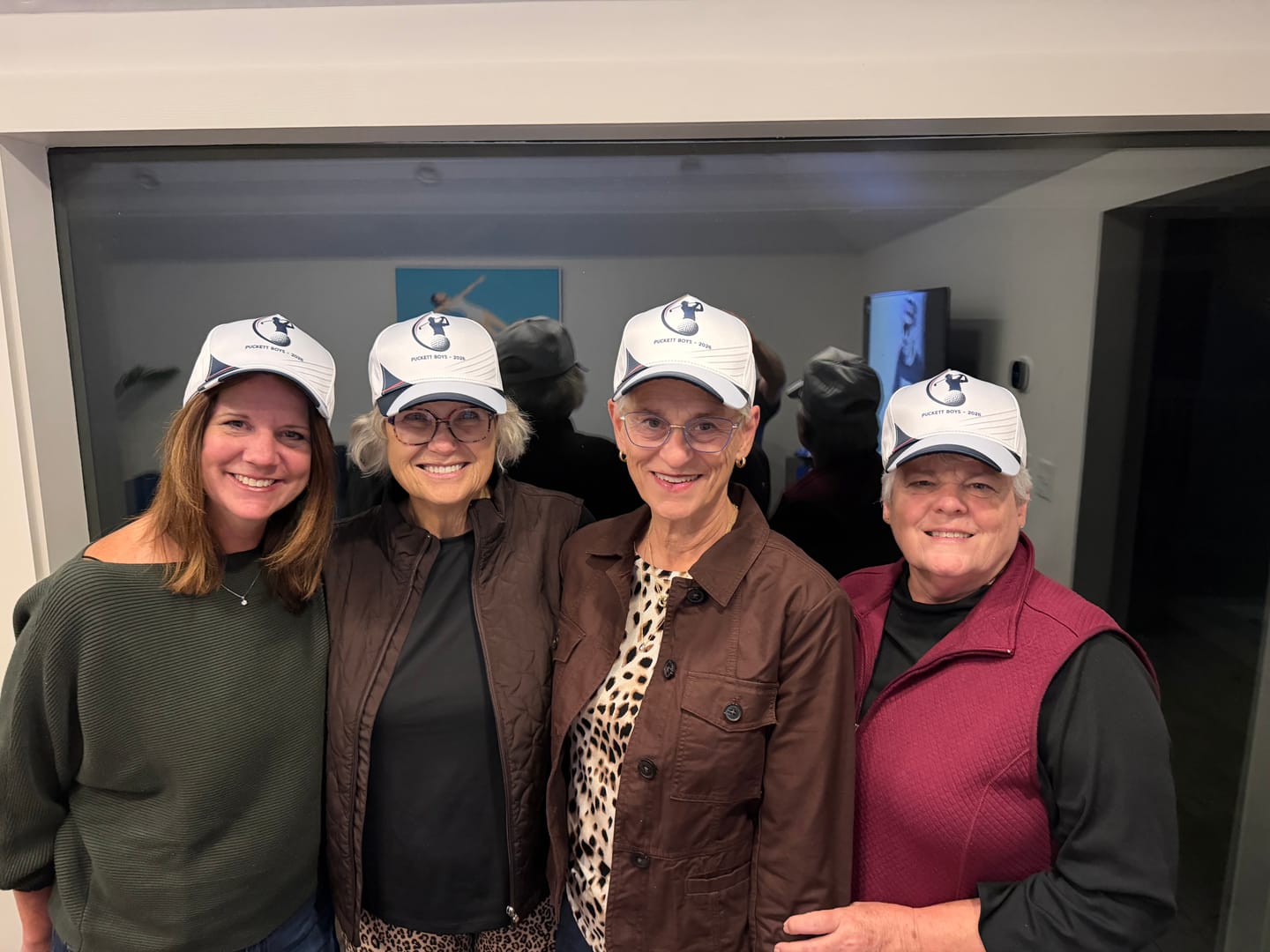 Customer photo review of Maxcorners Heritage Swing 3D Golf Personalized Name Cap