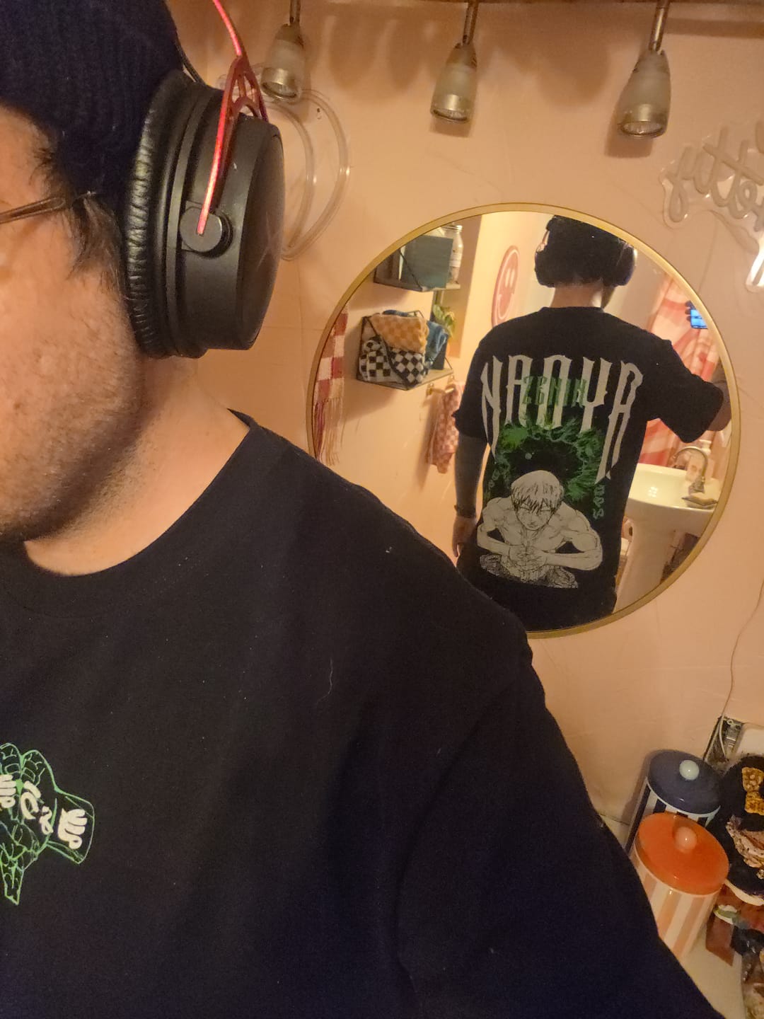 Customer photo review of BORN SPECIAL OVERSIZE TEE