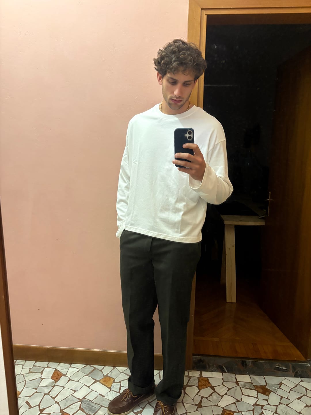 Customer photo review of Longsleeve Cropped Blanks 220GSM Off White