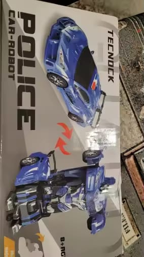 Customer photo review of Voiture robot télécommandée