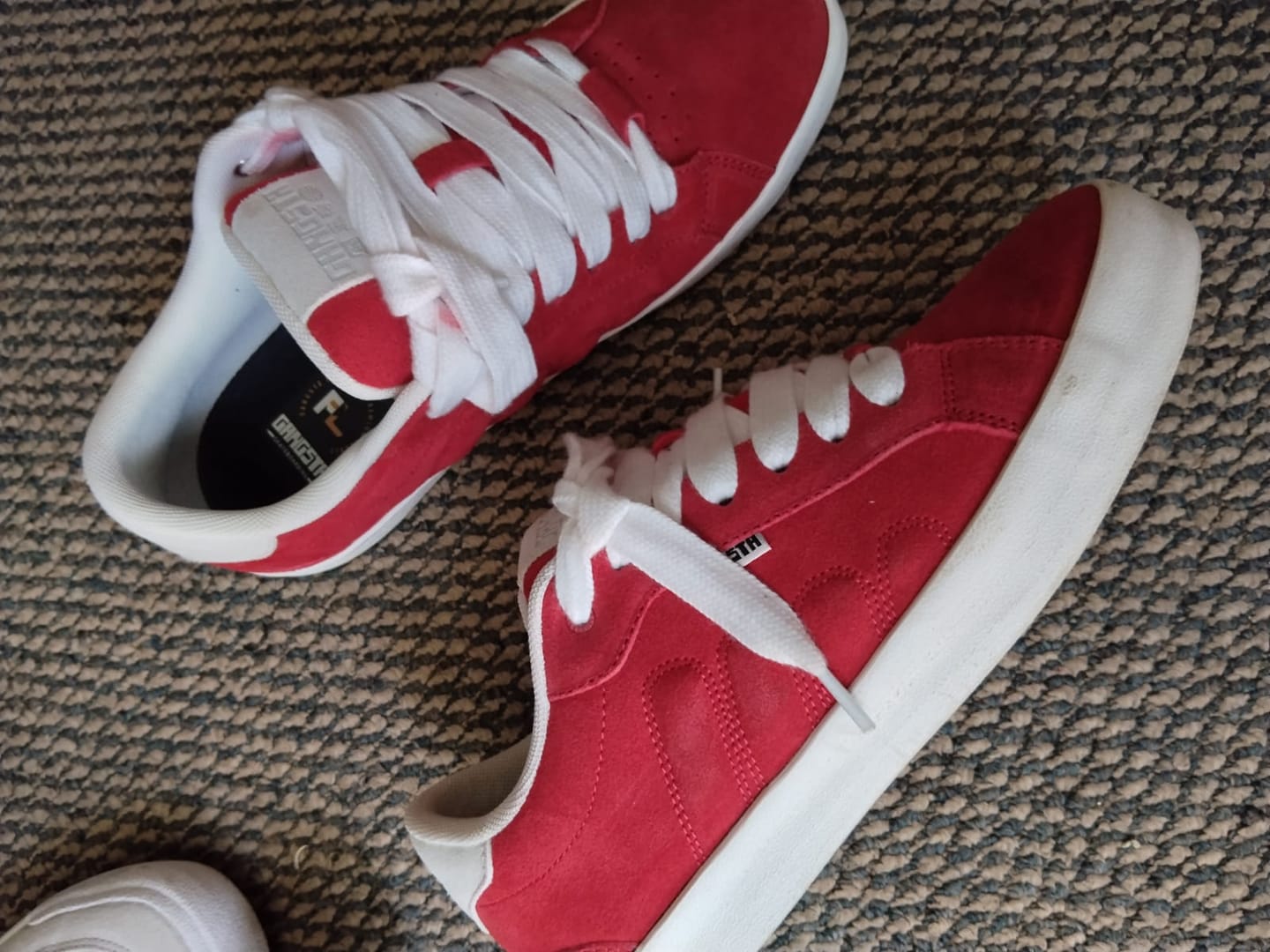 Customer photo review of Zapatilla Gangsta Citizen XL Unisex Rojo