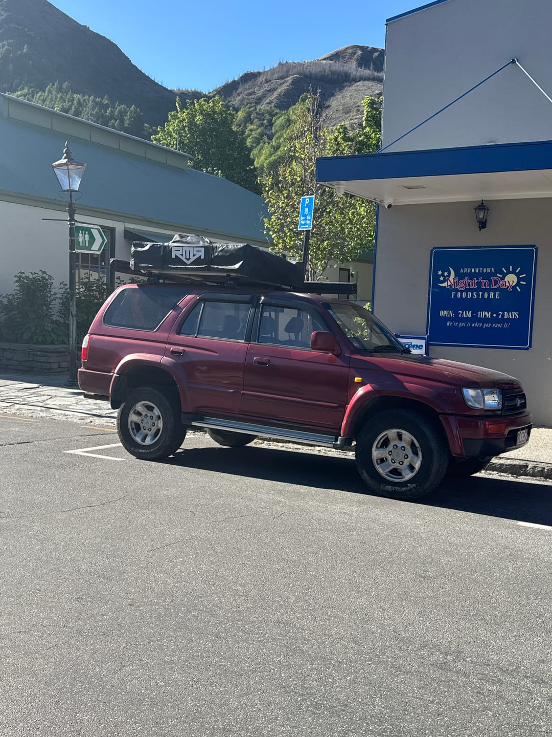 Customer photo review of Slimline Weathershield / Monsoon Guard Set for Toyota Hilux Surf / 4Runner KZN185 / RZN185 / VZN185 | 3rd Gen 96-02