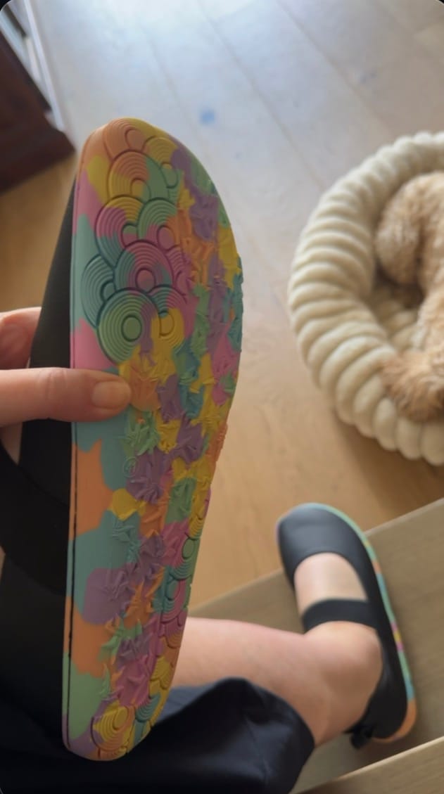 Customer photo review of CONFETTI | MARY JANE - ADULTS