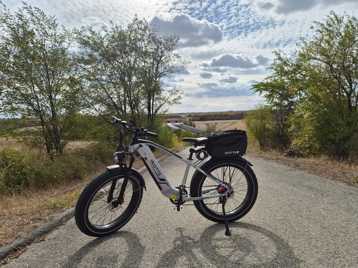 Customer photo review of DUOTTS Travel Bag
