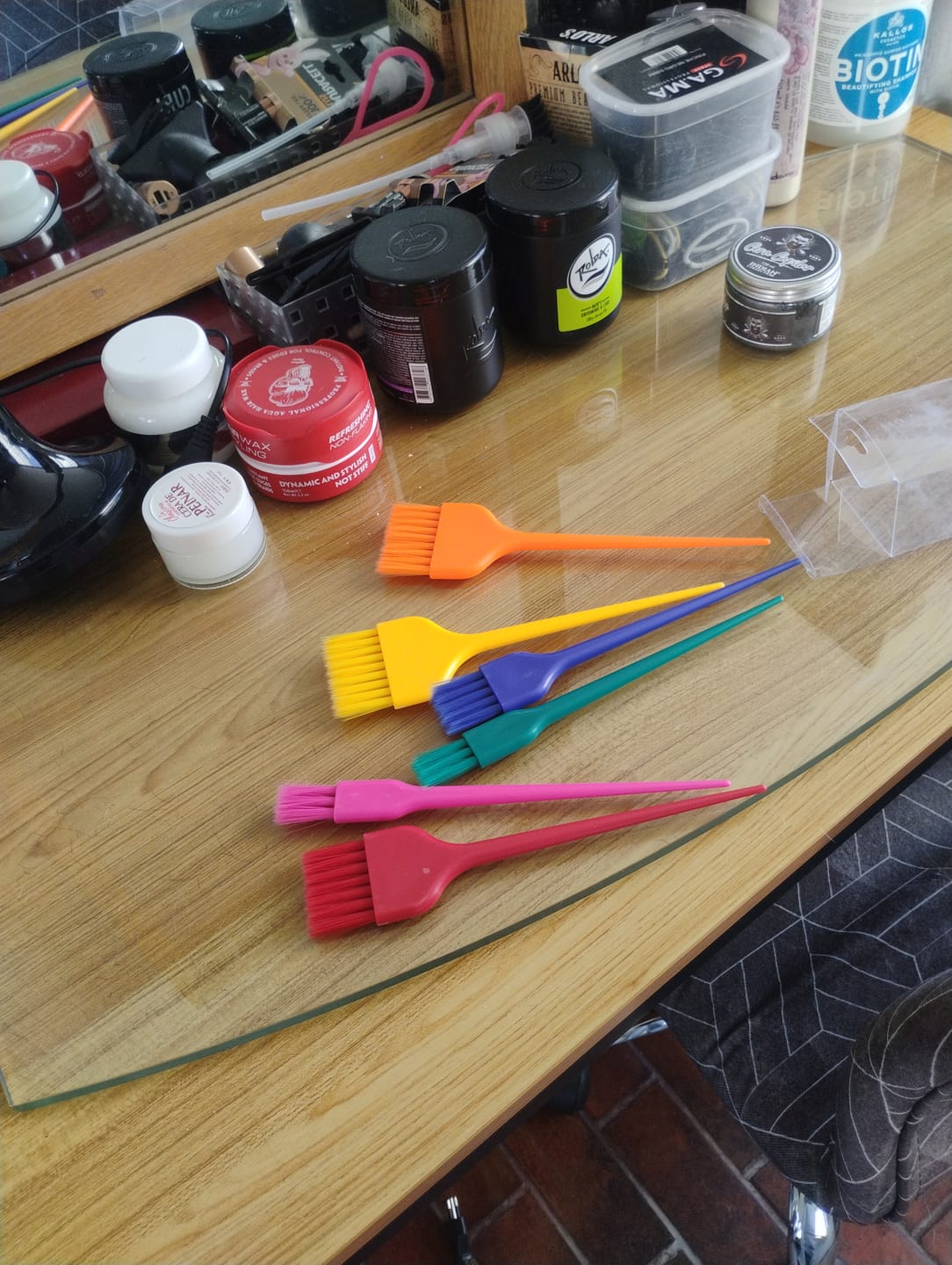 Customer photo review of Set de 7 Brochas para Tinturar Distintos Tamaños