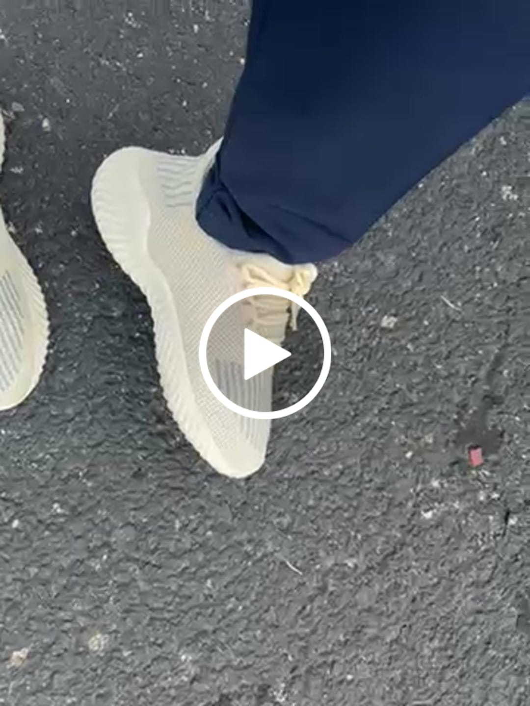 Customer video review of MLO Drawstring Bag