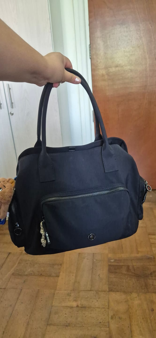 Customer photo review of Cartera De Hombro Urban