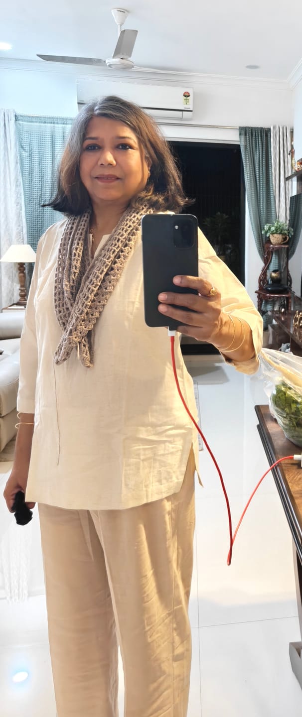 Customer photo review of Women Ecru Airy Linen Split Neck Short Kurta