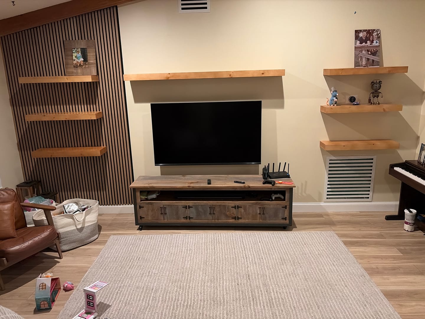 Customer photo review of Modern 3" Thick Pine Floating Shelves