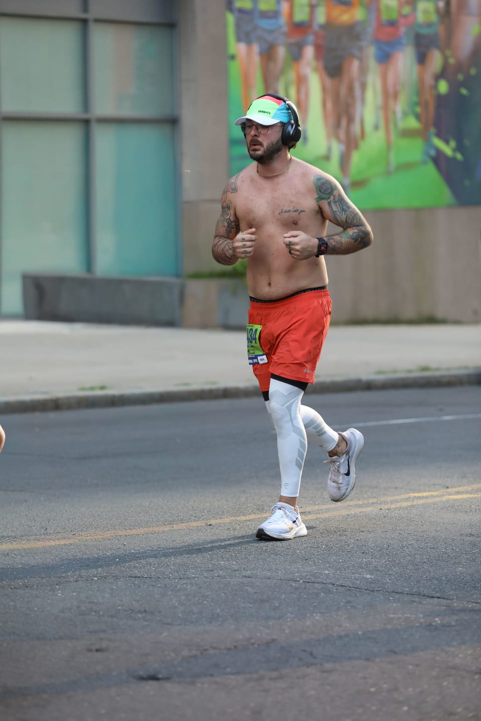 Customer photo review of Compression Sleeves V2 for Knees and Legs