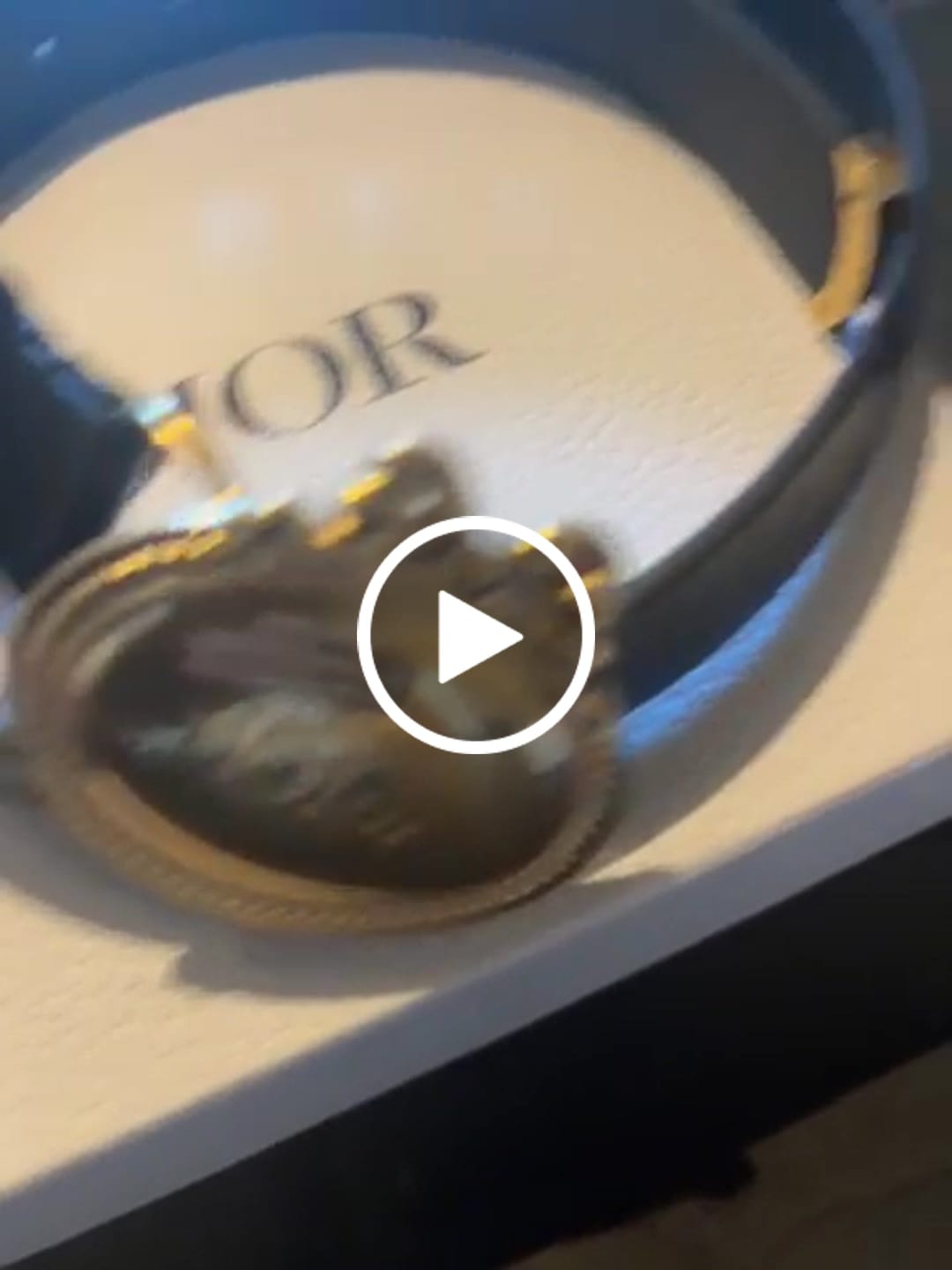 Customer video review of Dior 2026 Oval Buckle Belt 2.5cm Smooth Calfskin