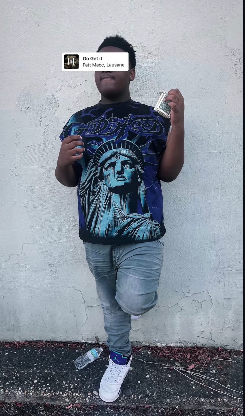 Customer photo review of Godspeed Voltage Sleeveless Tee Black/Purple