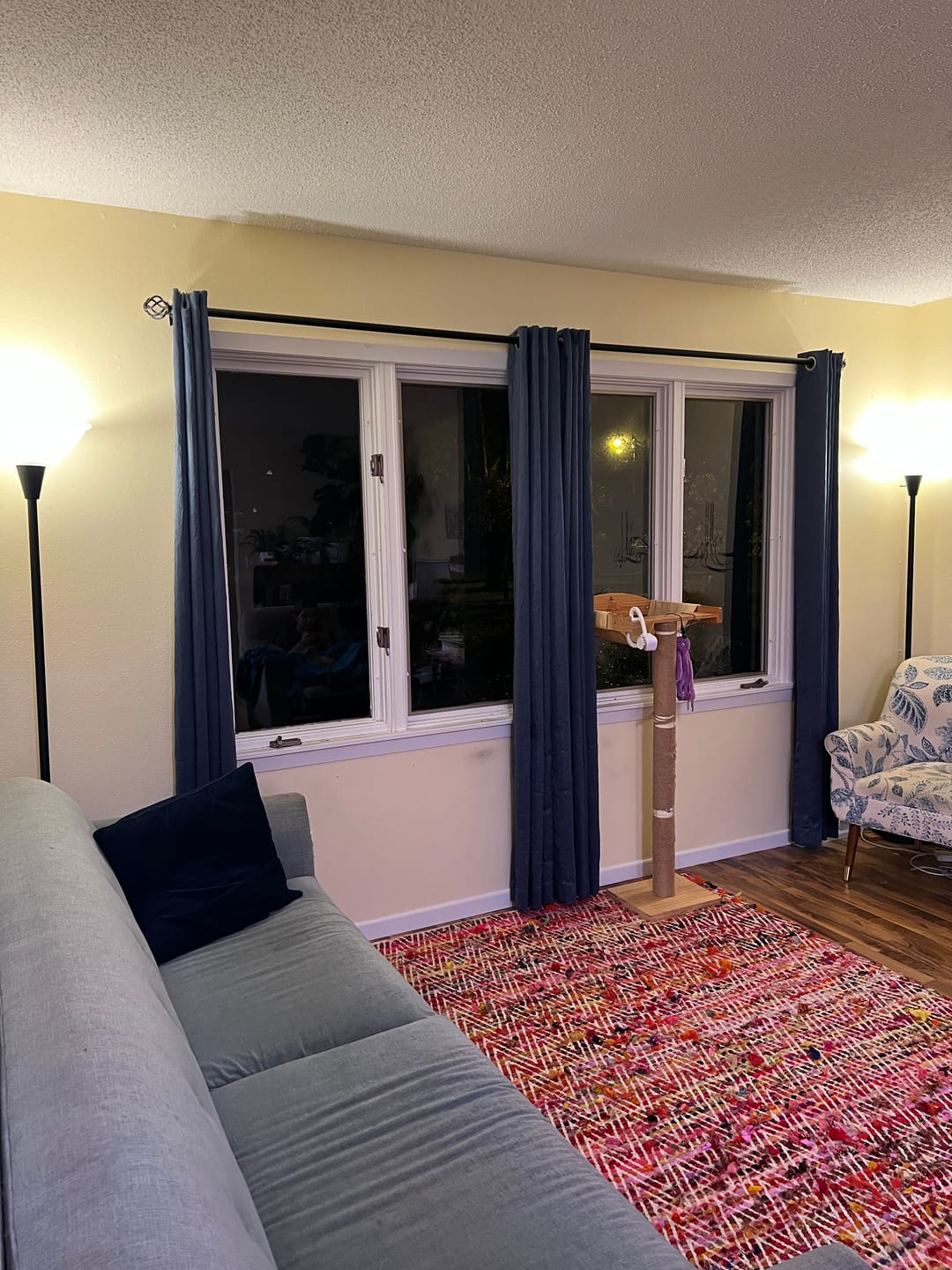 Customer photo review of BioLux A19 Bulb: Dimmable