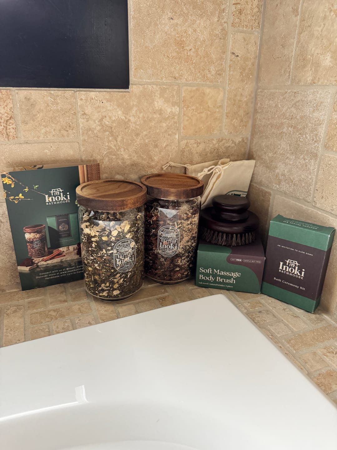 Customer photo review of Mont Chocolat - Romance and Indulgence