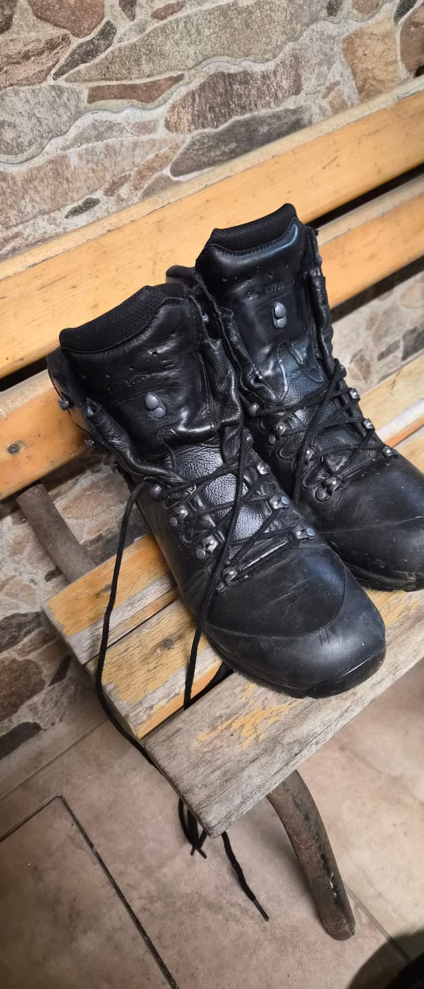 Customer photo review of Scarponi Esercito Tedesco Rigenerati Premium Gold – Meindl Elite PRO & HAIX U132 in Vera Pelle Gore-Tex
