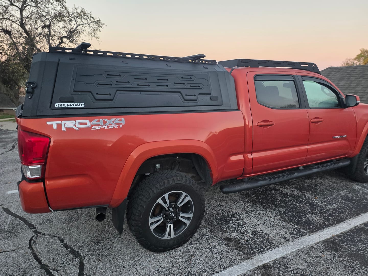 Customer photo review of OPENROAD Aluminum Truck Cap for Toyota Tacoma (2016-2023) - 6ft Bed