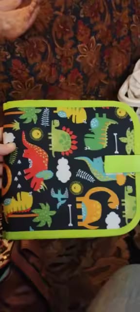 Customer photo review of Montessori Infinity Book™– Un Libro, Infiniti Disegni
