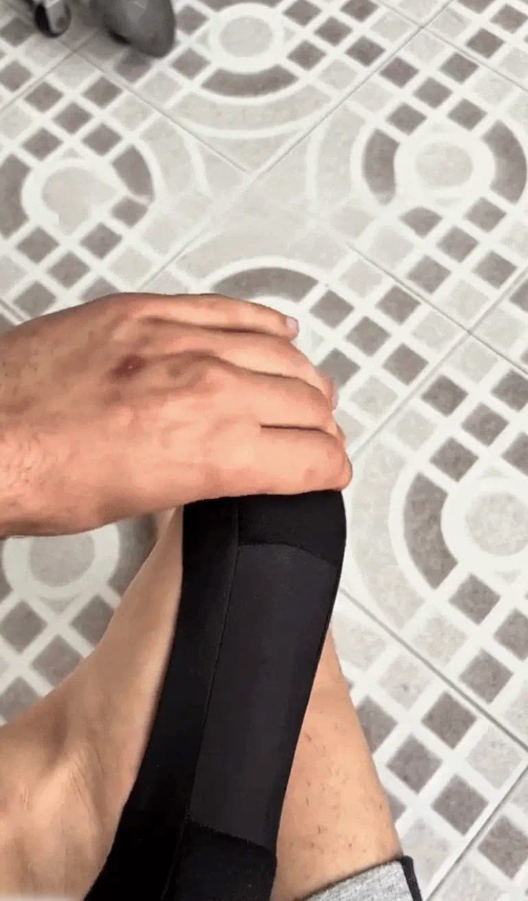 Customer photo review of Invisible No-Show Socks