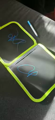 Customer photo review of Montessori Infinity Book™– Un Libro, Infiniti Disegni
