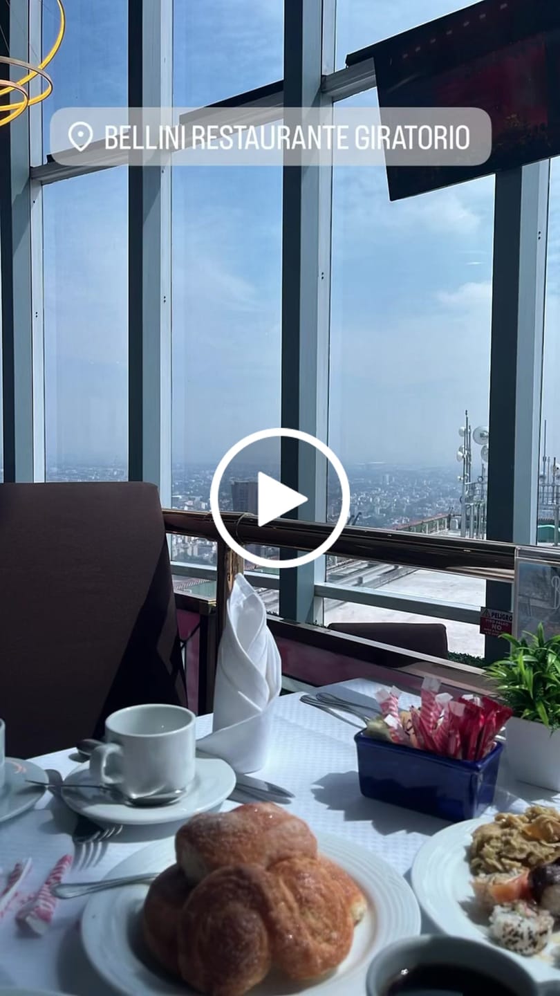 Customer video review of Brunch Buen Mes