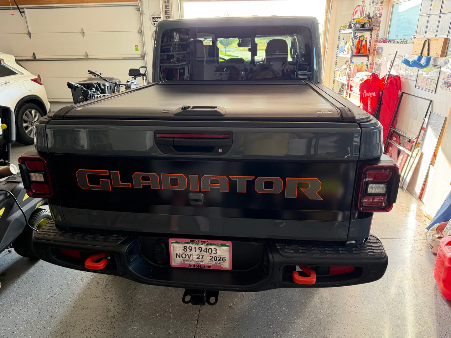 Customer photo review of OPENROAD Aluminum Retractable Tonneau Cover for Jeep Gladiator (2019-2026) 5ft With handle
