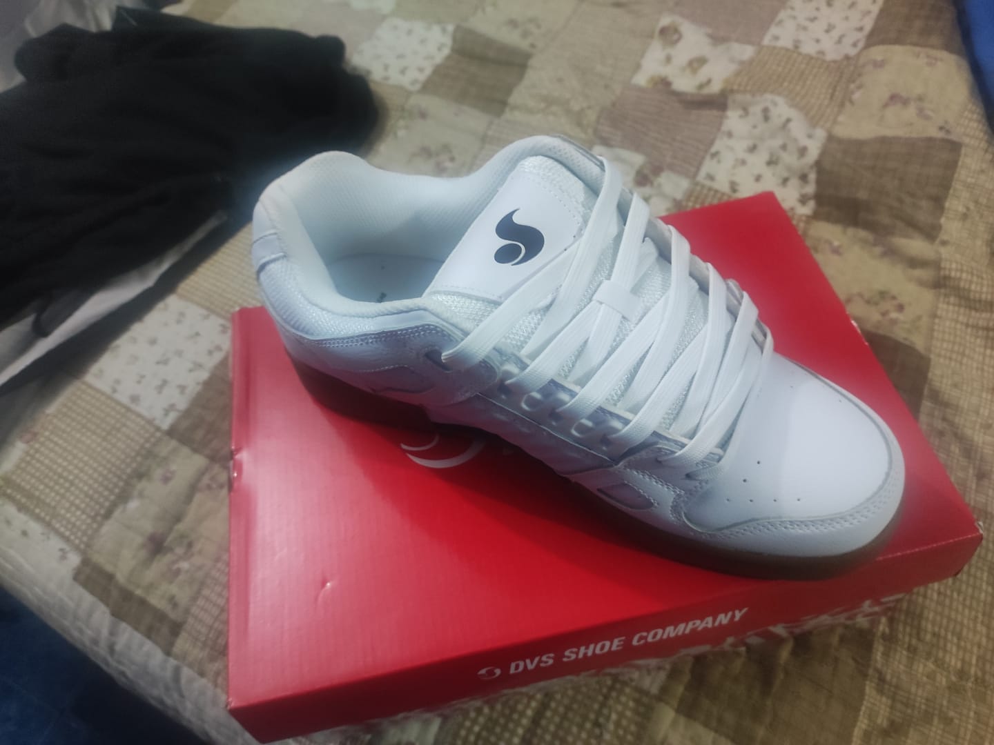 Customer photo review of Zapatillas Dvs Celsius Hombre Blanco