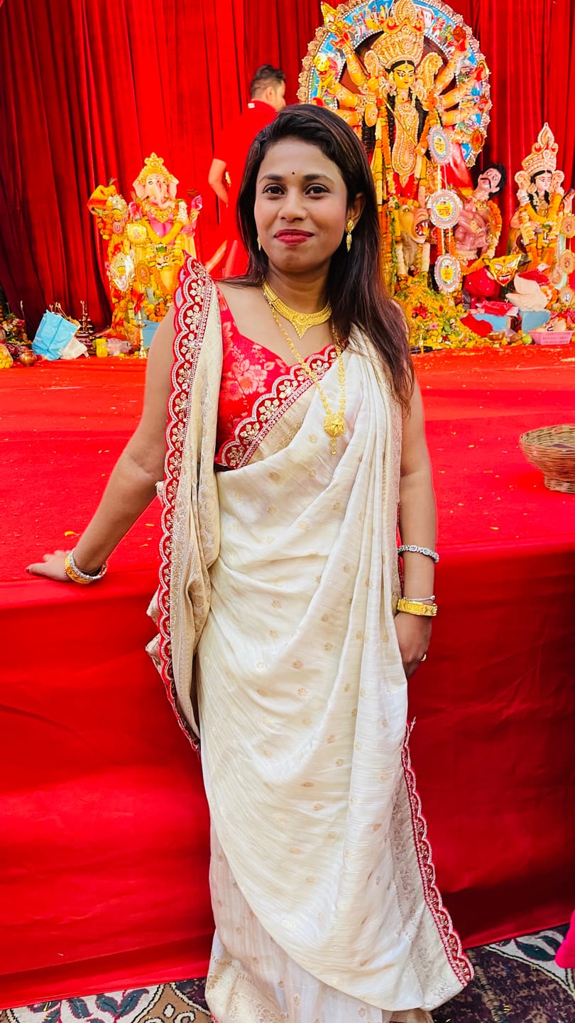 Customer photo review of Aromatic Fire Designer Banarasi Silk Saree