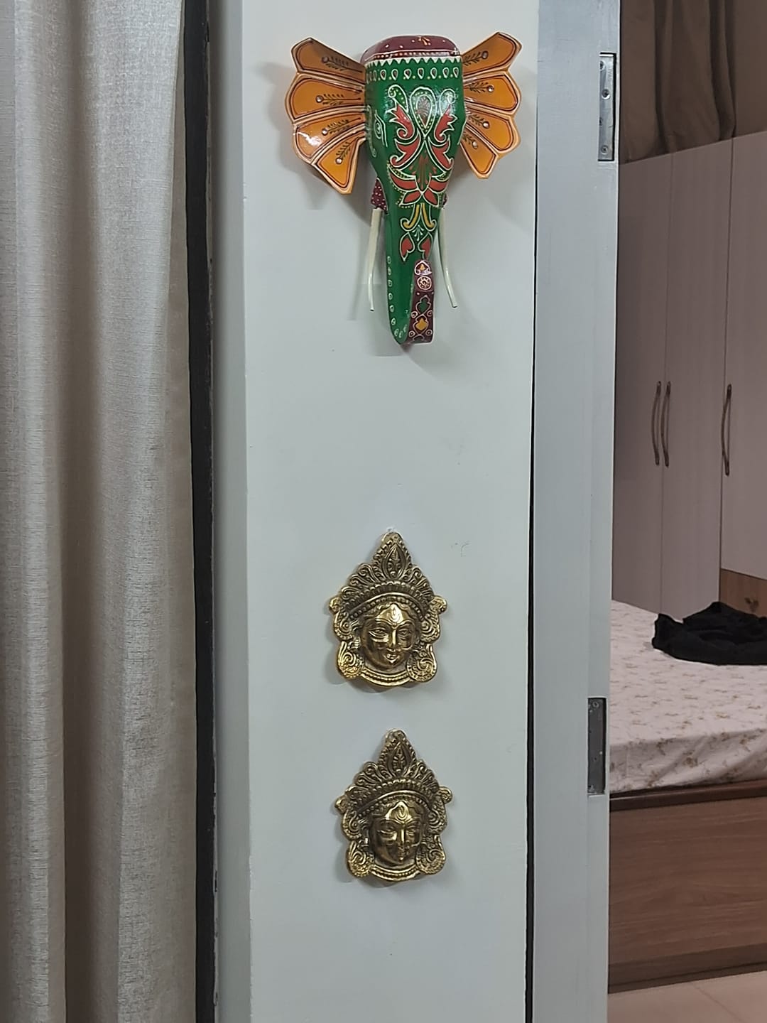 Customer photo review of Maa Durga Face For Wall/Door Hanging 6 inch | 195 g