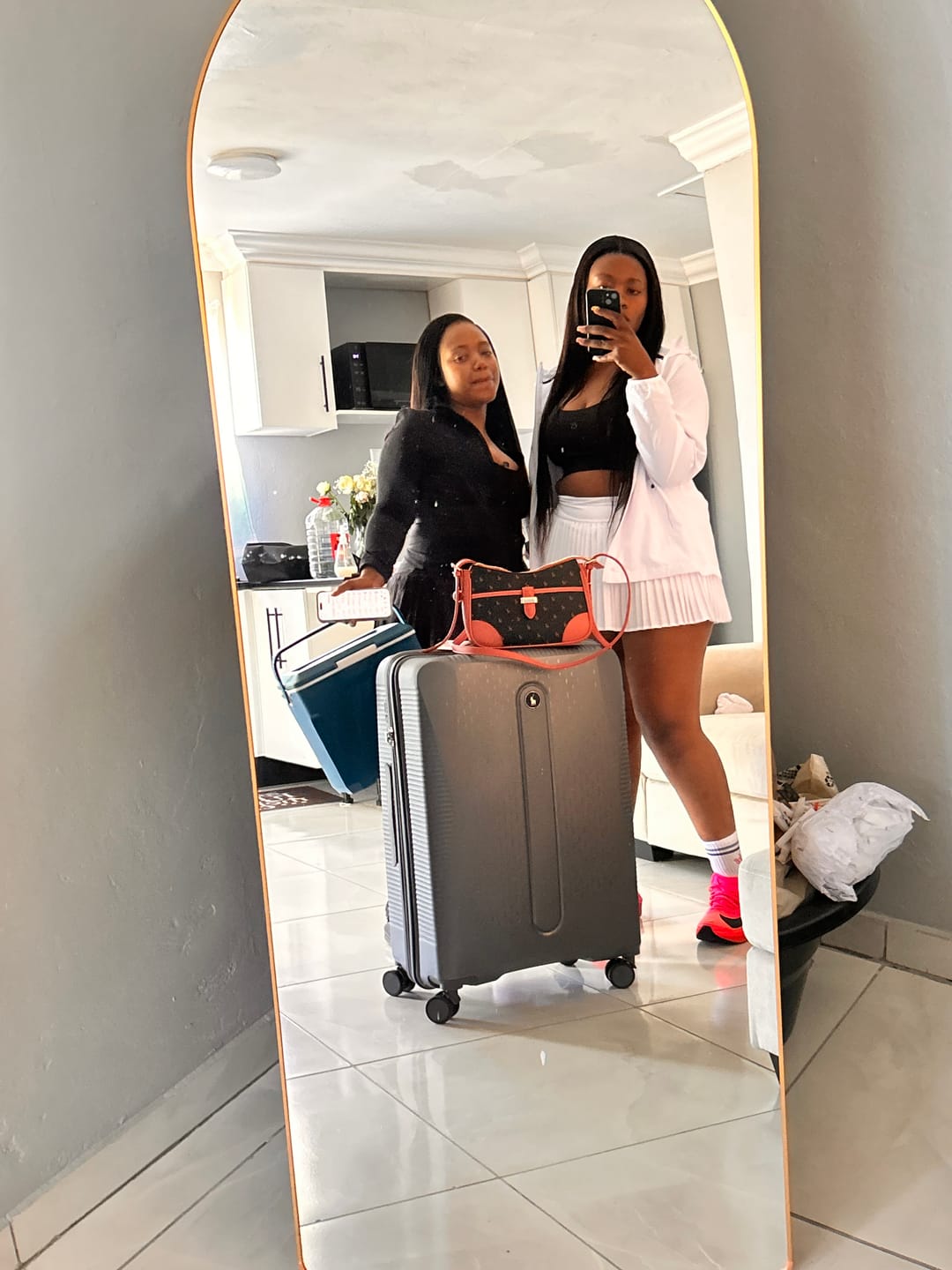 Customer photo review of Stellar 77cm Large Check In