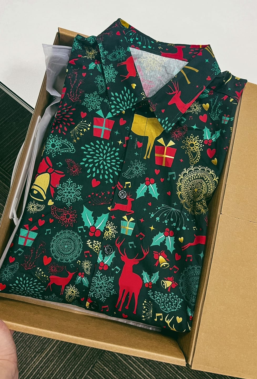 Customer photo review of Herren Weihnachts Langarmhemd aus Baumwolle