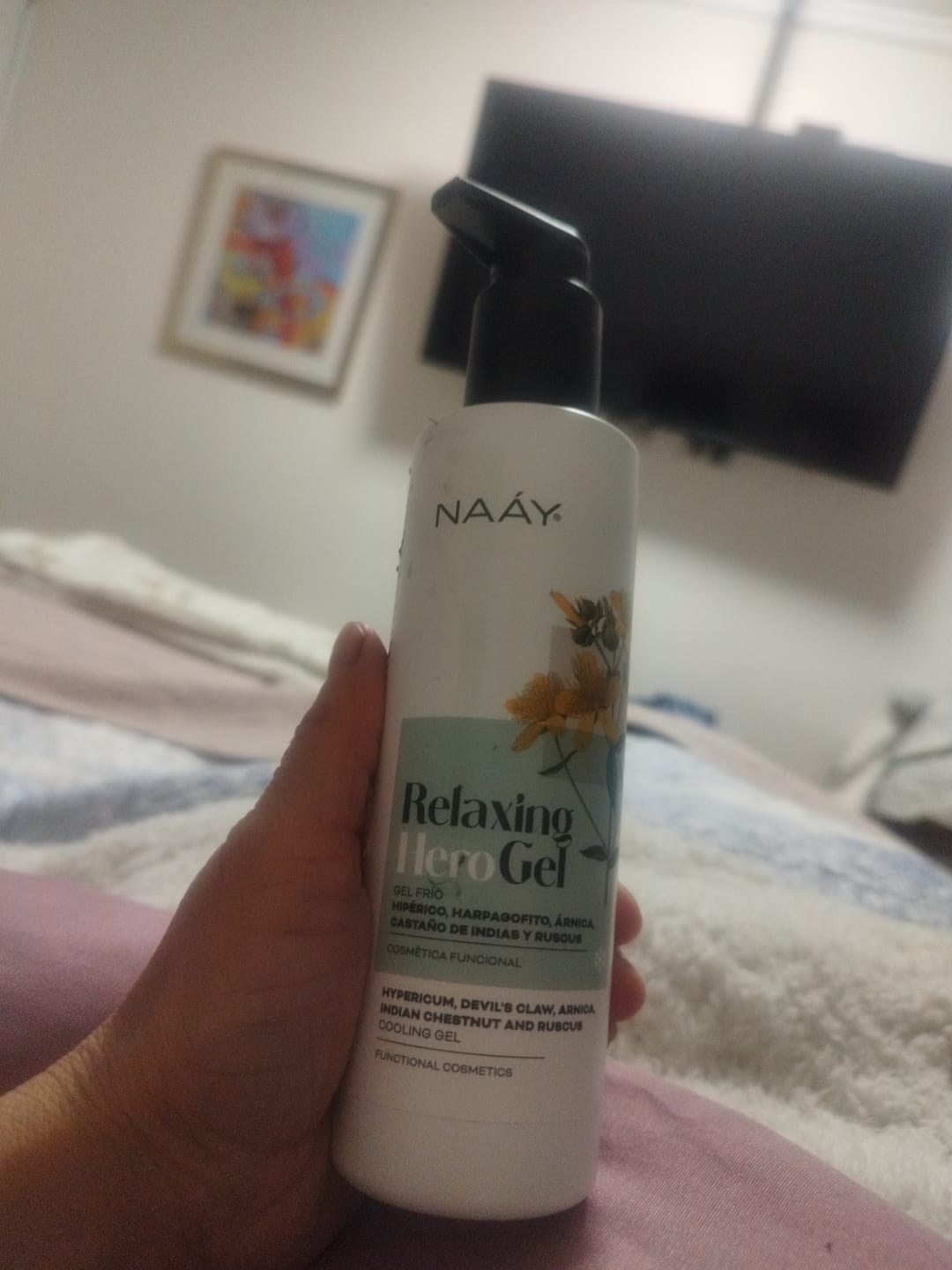 Customer photo review of Relaxing Hero Gel | Gel Corporal Calmante Frío
