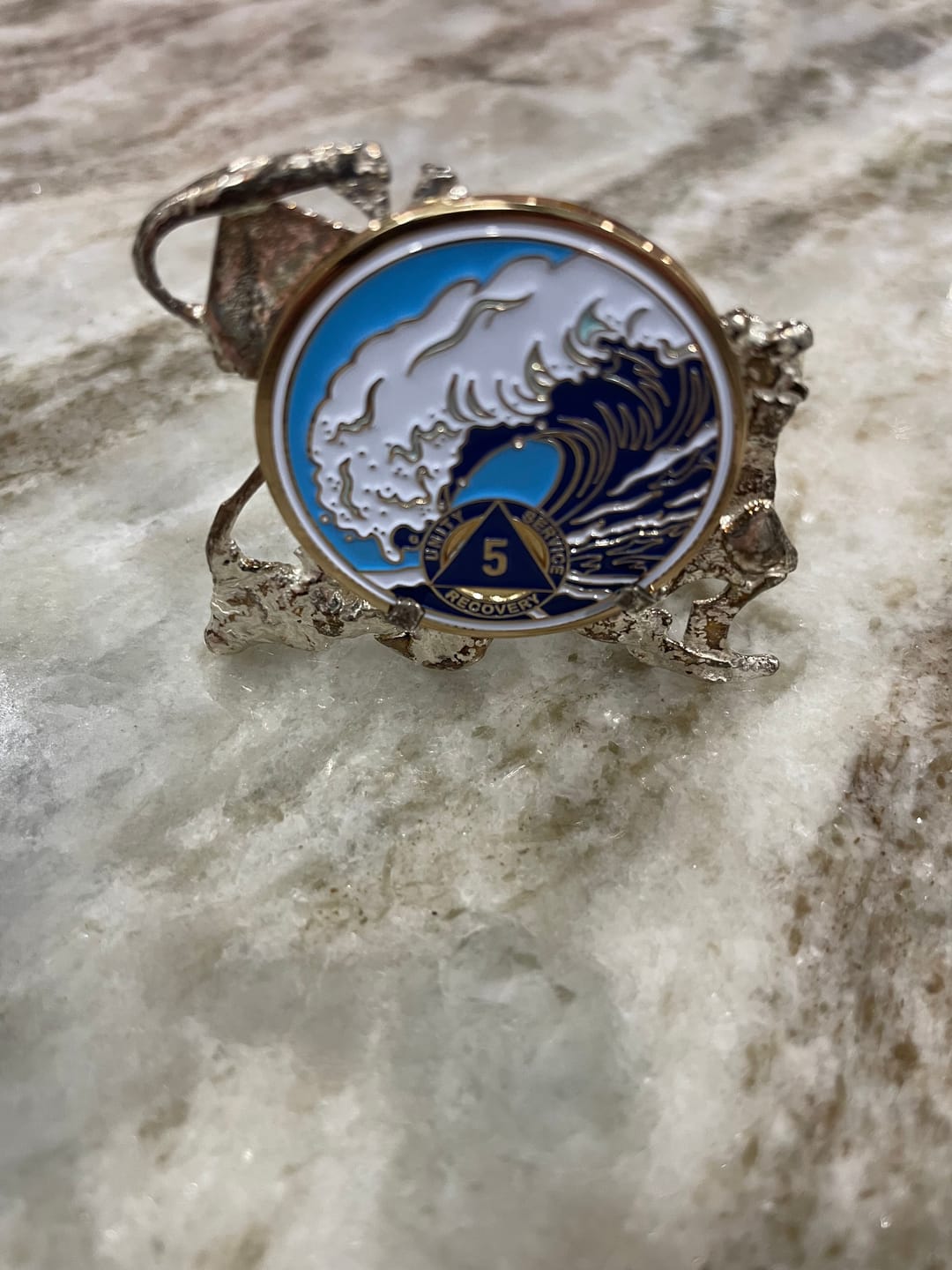Customer photo review of 5 Year Sobriety Mint Crashing Wave Gold Plated AA Recovery Medallion - Five Year Chip/Coin - Blue/White