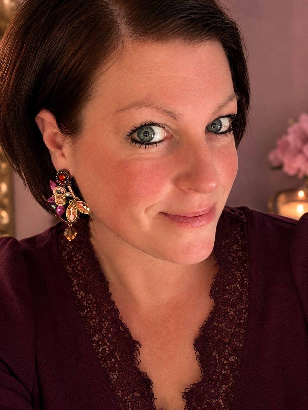 Customer photo review of Vorbestellbar - Auffällige Soutache-Ohrringe in Violett, Rosa und Braun