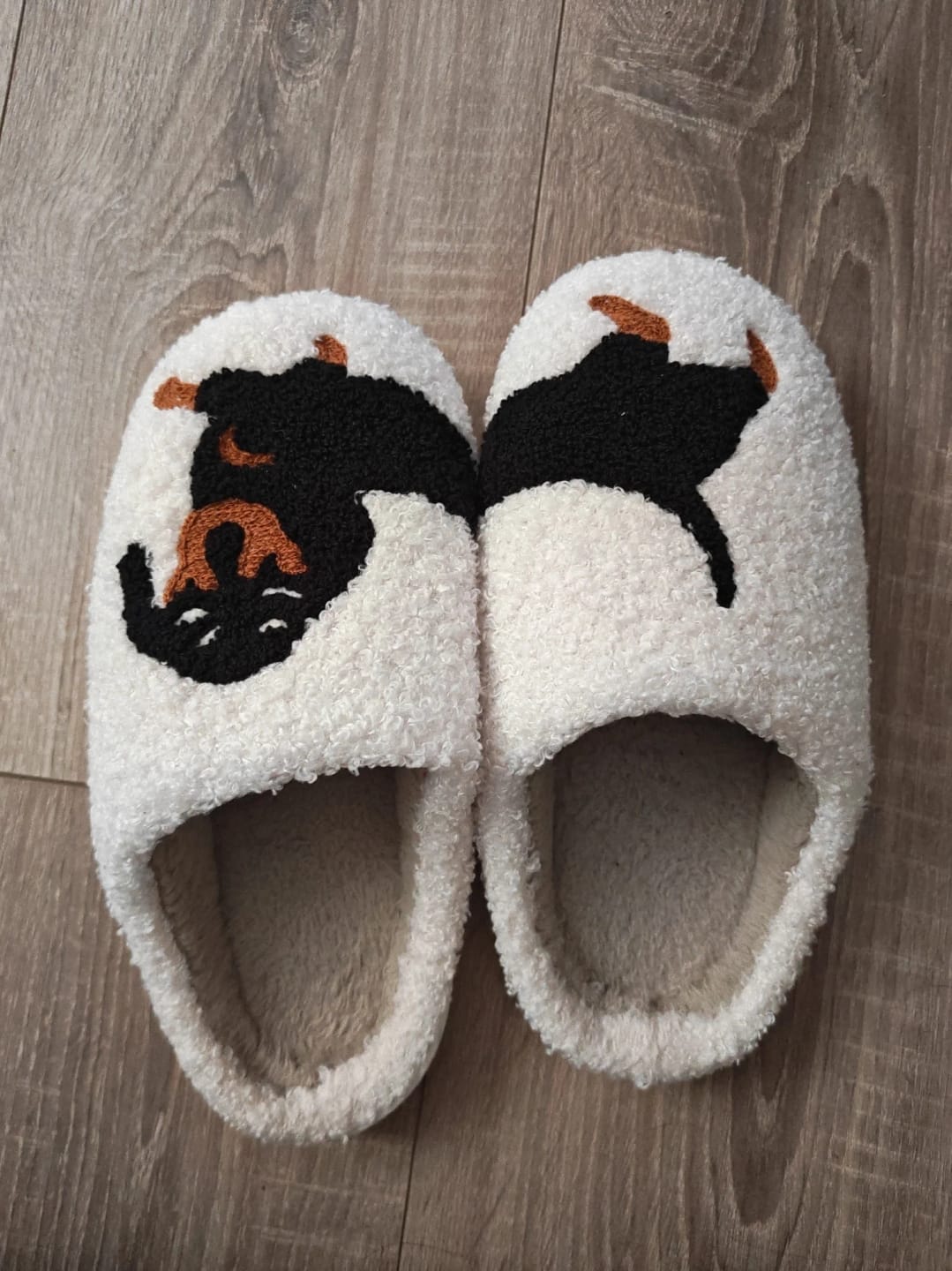 Customer photo review of Women's Dachshund Plush House Slippers, Warm Indoor Slides