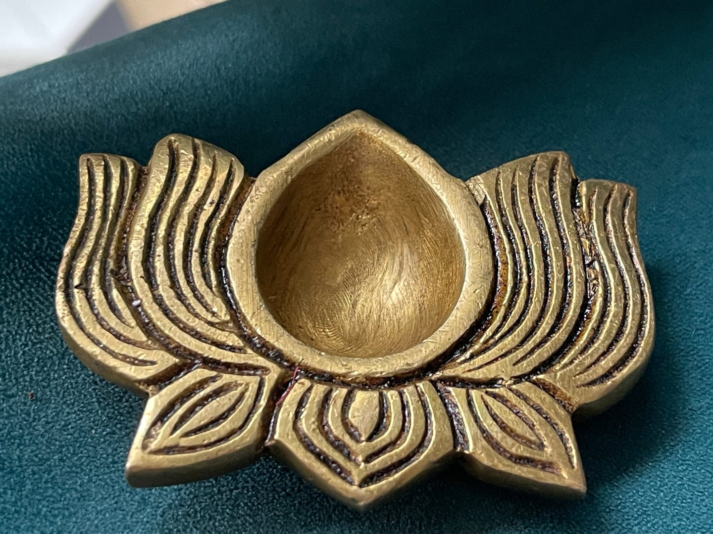 Customer photo review of Brass Lotus Diya – Vastu Pooja Lamp for Prosperity & Harmony | East-North-East Energy Activator | Big - 8 x 6 cm | 200 g