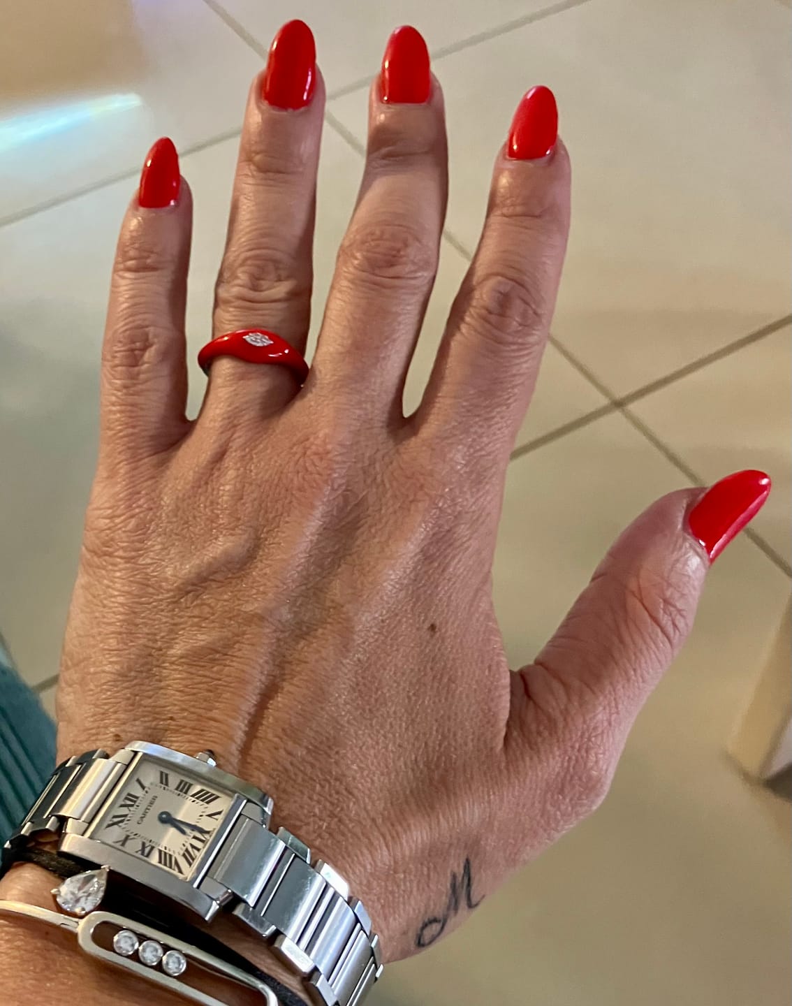 Customer photo review of Lora red