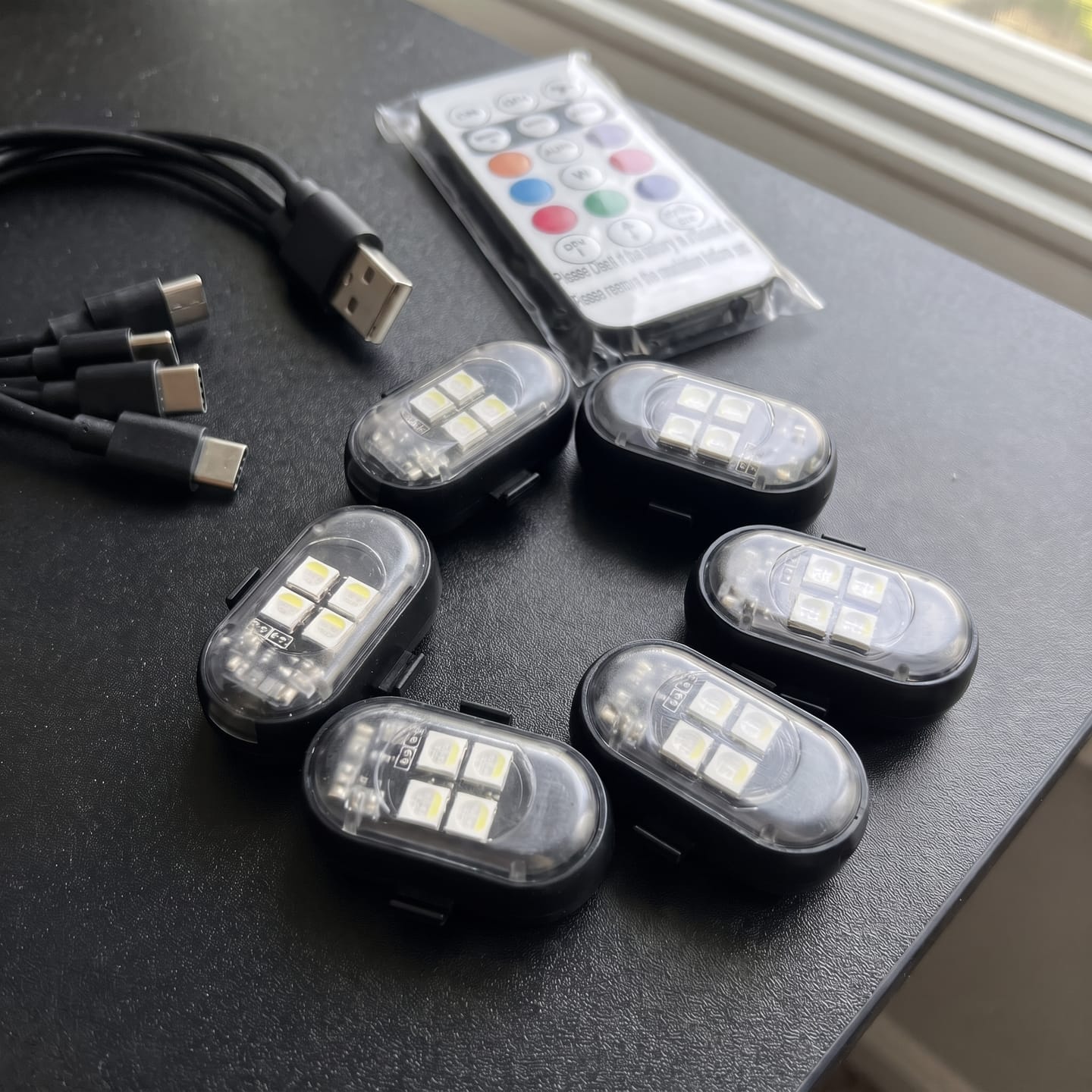 Customer photo review of Luces LED de Ambiente para Coche sin Cables