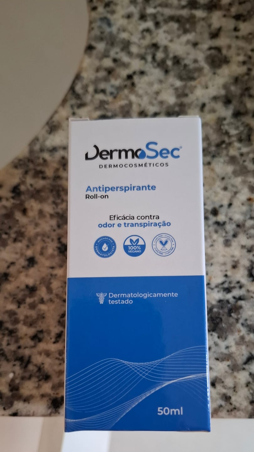 Customer photo review of Antitranspirante de Alta Performance - Compre 1 Leve 2