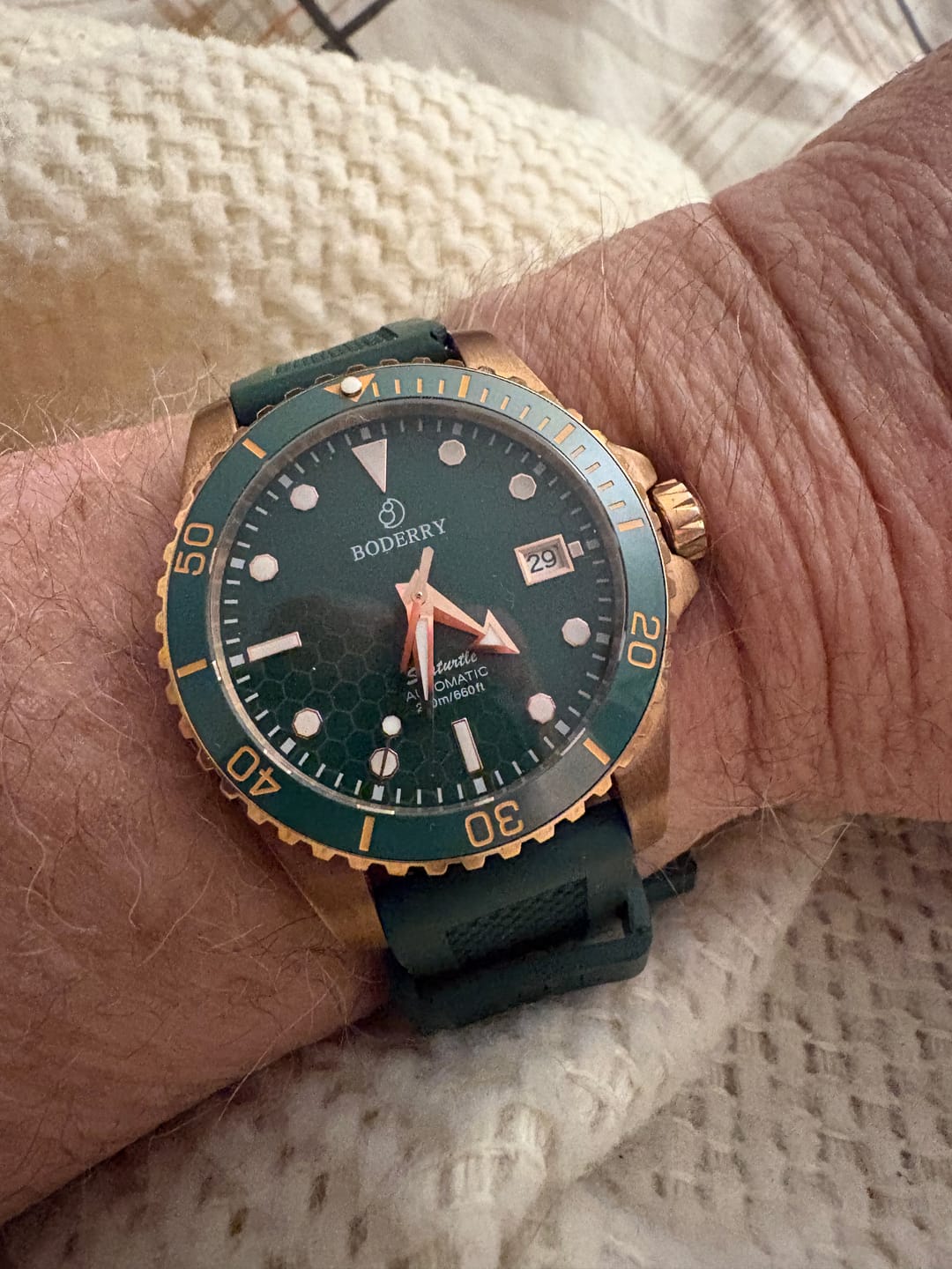 Customer photo review of SEATURTLE.OCEAN(BRONZE) - Automatic Bronze Diver Watch | Turtle Green/FKM Rubber