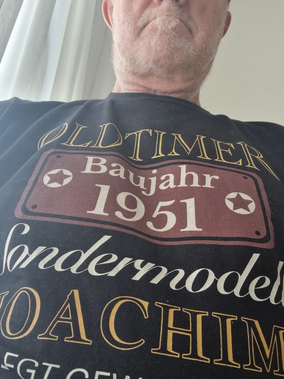 Customer photo review of Oldtimer Sondermodell - Personalisierbares Herren T-Shirt