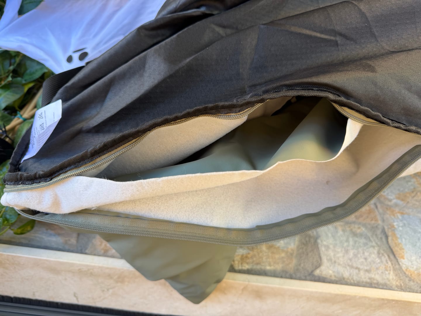 Customer photo review of Dog Dock V2 New & Improved ISO Fix