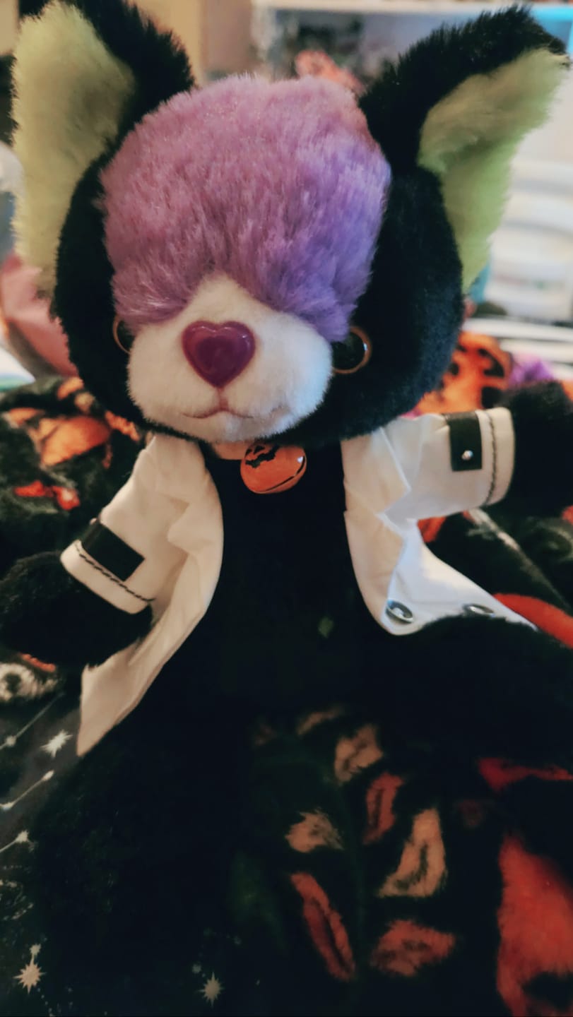 Customer photo review of Magical Noopy2 10” Plush - SPOOPY