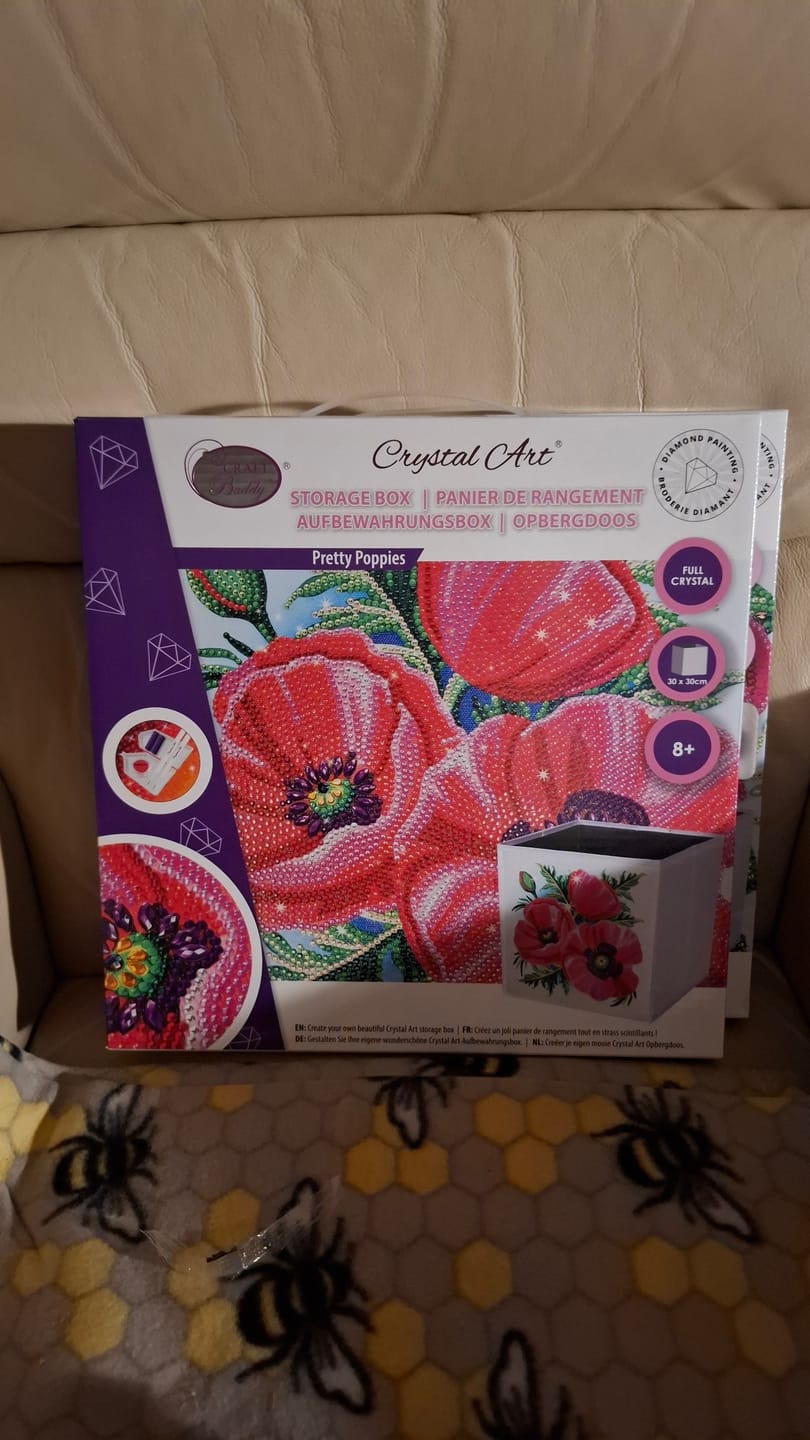 Customer photo review of Pretty Poppies Crystal Art Folding Storage Box 30x30cm