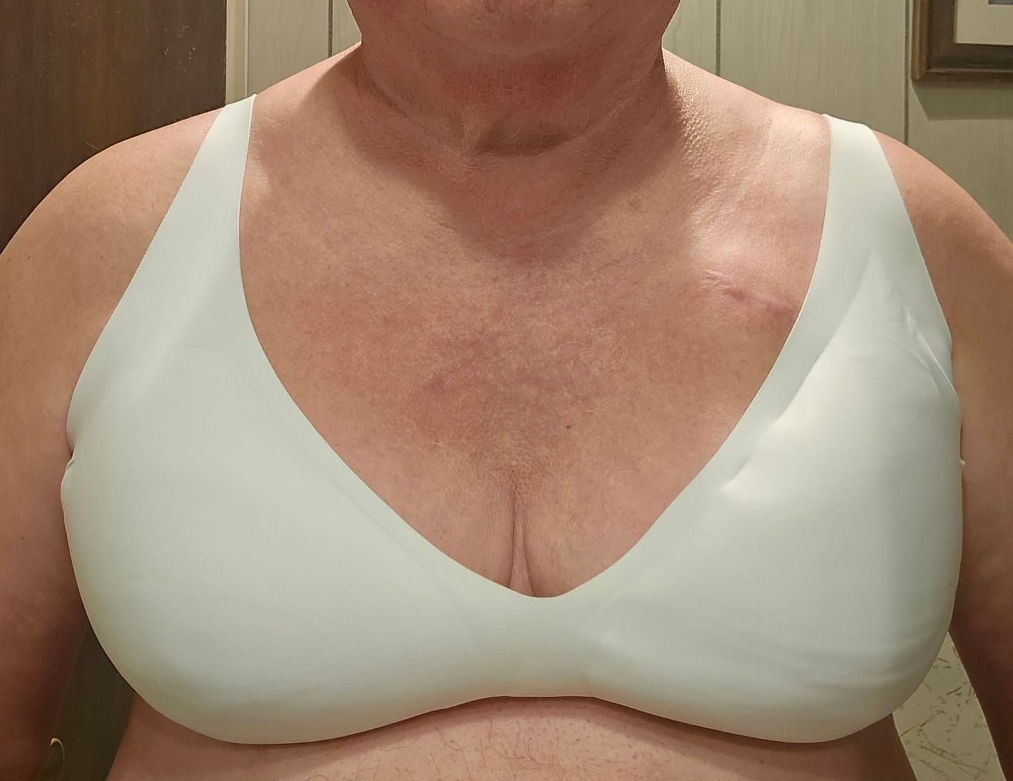 Customer photo review of Comfortable Wireless Full Coverage Jelly Smoothing Bra