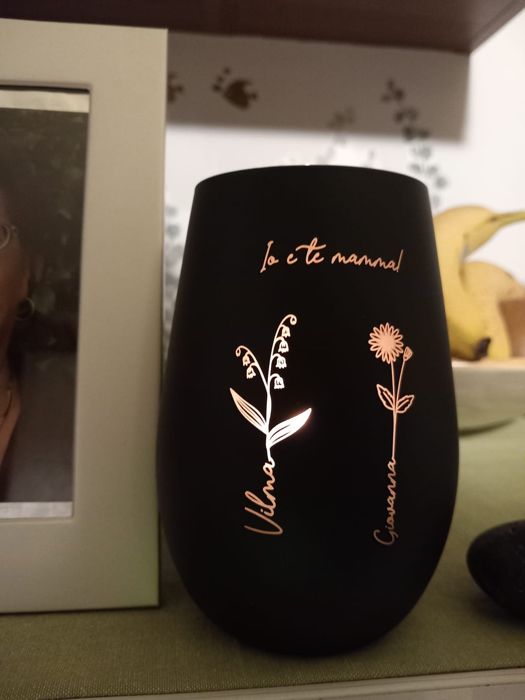 Customer photo review of Il giardino di mamma – Lanterna personalizzata con fiori e nomi per mamma e nonna