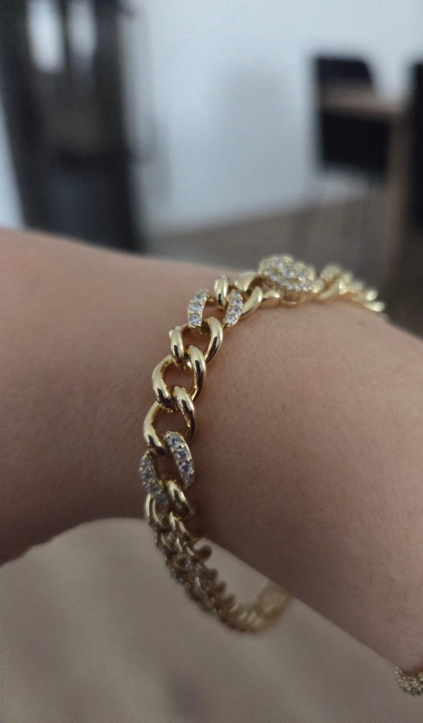 Customer photo review of Armband VIP Miora -14K vergoldet