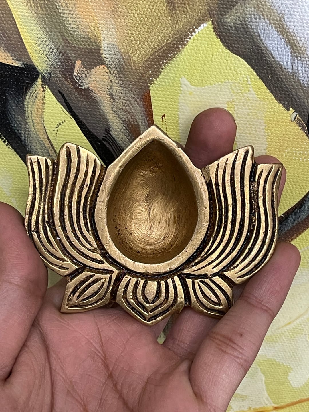 Customer photo review of Brass Lotus Diya – Vastu Pooja Lamp for Prosperity & Harmony | East-North-East Energy Activator | Big - 8 x 6 cm | 200 g