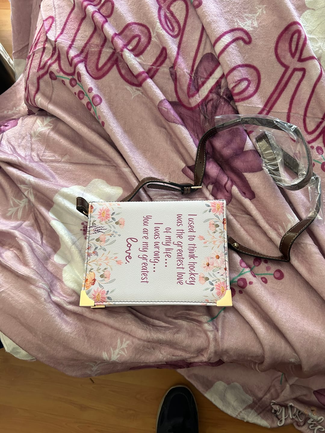 Customer photo review of Large Blind Book Box