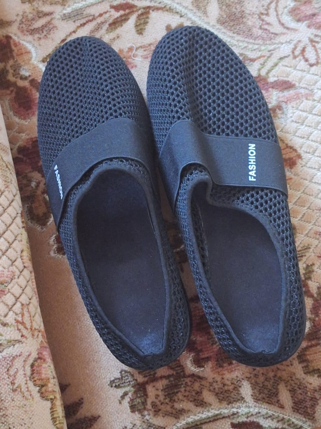 Customer photo review of Chaussons de Marche Confortables & Respirantes